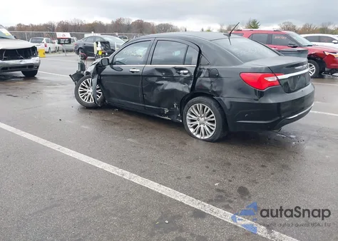 2013 Chrysler 200 Limited z USA, uszkodzony, nr VIN 1C3CCBCG7DN520735